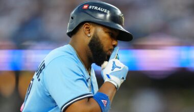 Guerrero Jr, Blue Jays smash Dodgers in Game 4 to even World Series | Baseball News