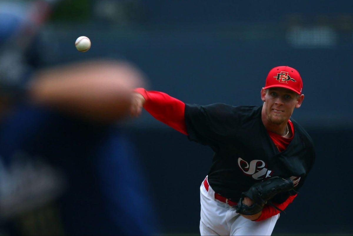 Stephen Strasburg returns to San Diego State as a coach