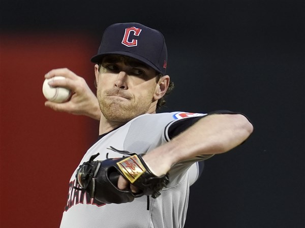 Rebuilding Guardians trade pitchers Shane Bieber and Paul Sewald; retain outfielder Steven Kwan