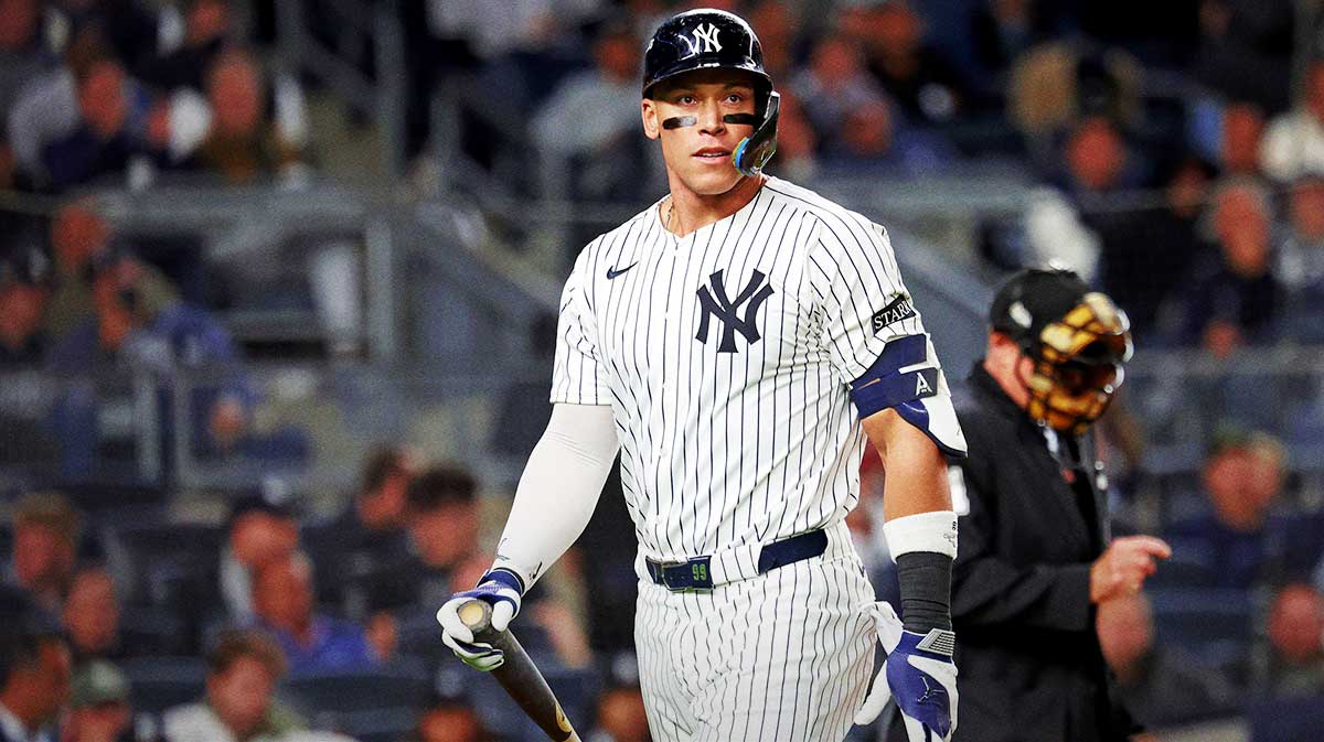 New York Yankees right fielder Aaron Judge (99) reacts to striking during the eighth inning against the Toronto Blue Jays during game four of the ALDS round for the 2025 MLB playoffs at Yankee Stadium.