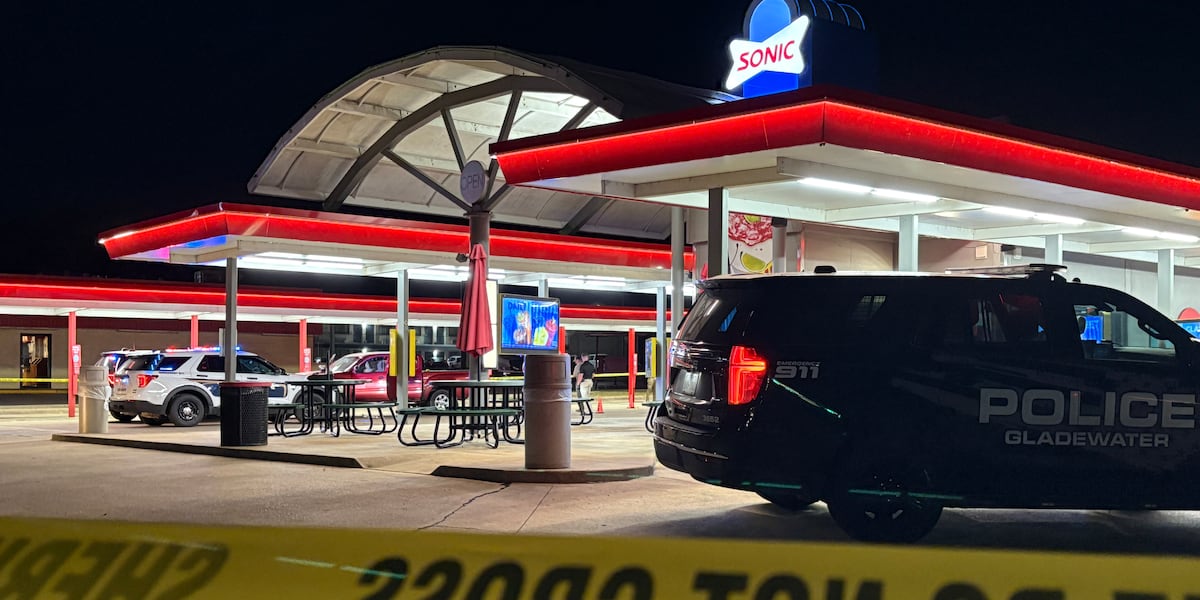 Texas Rangers investigating officer involved shooting outside Gladewater restaurant