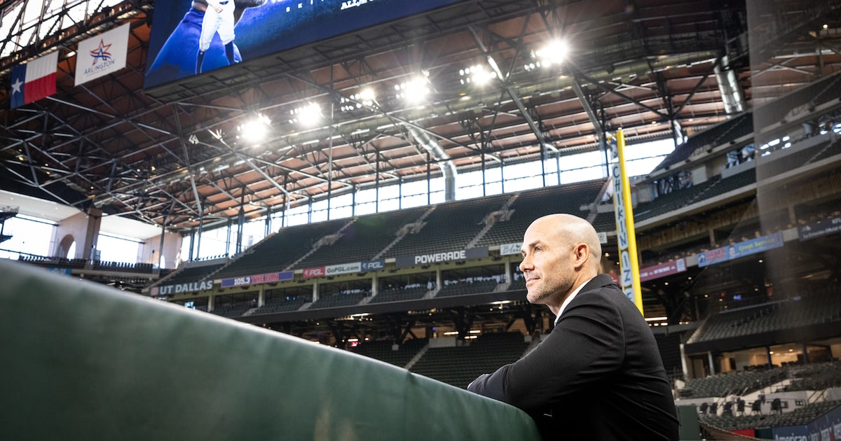 Rangers’ Skip Schumaker impresses in introduction as he lays out middle ground approach