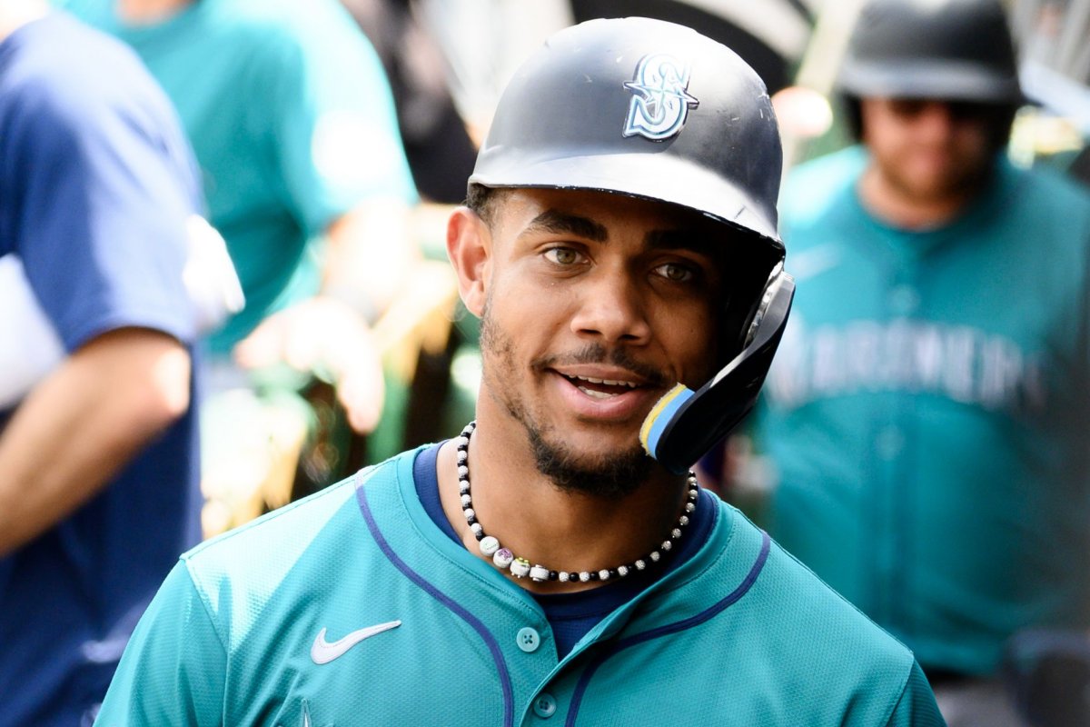 Mariners beat Tigers, Skubal for first home playoff win since 2001