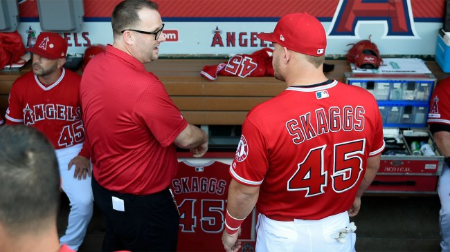 Mike-Trout-wears-a-Tyler-Skaggs-jersey
