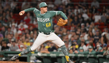 Nick Burdi Elects Free Agency