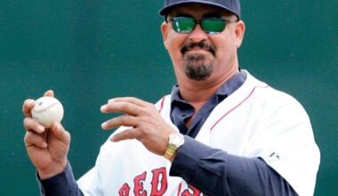 Longtime Boston Red Sox outfielder dies at 62