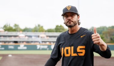 San Francisco Giants to hire Tennessee's Tony Vitello as new manager