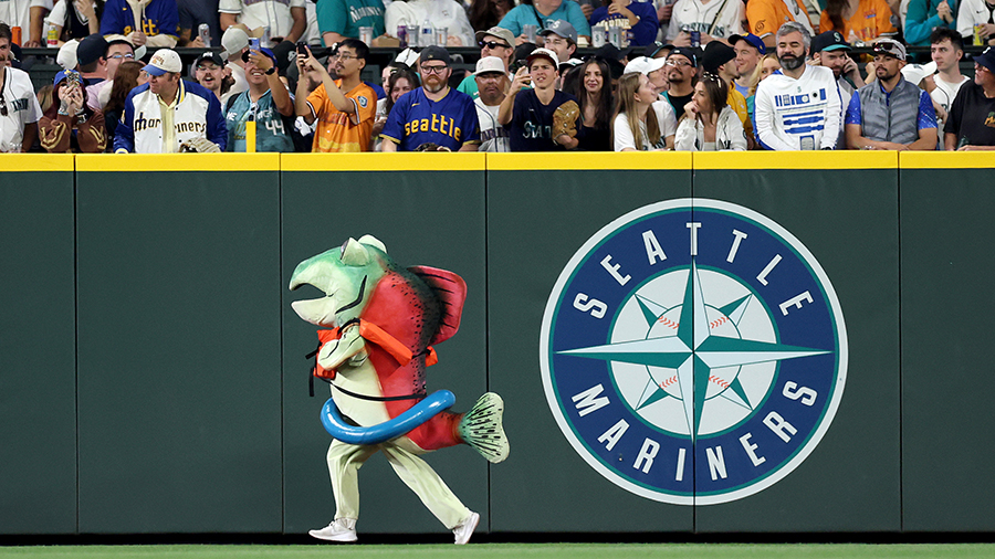 Seattle Mariners Humpy Salmon Race Sept. 2025...
