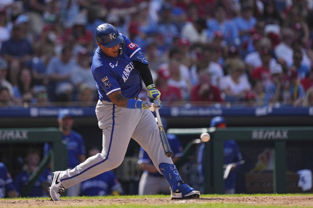 Phillies have to wait to clinch NL East title after 10-3 loss to Royals