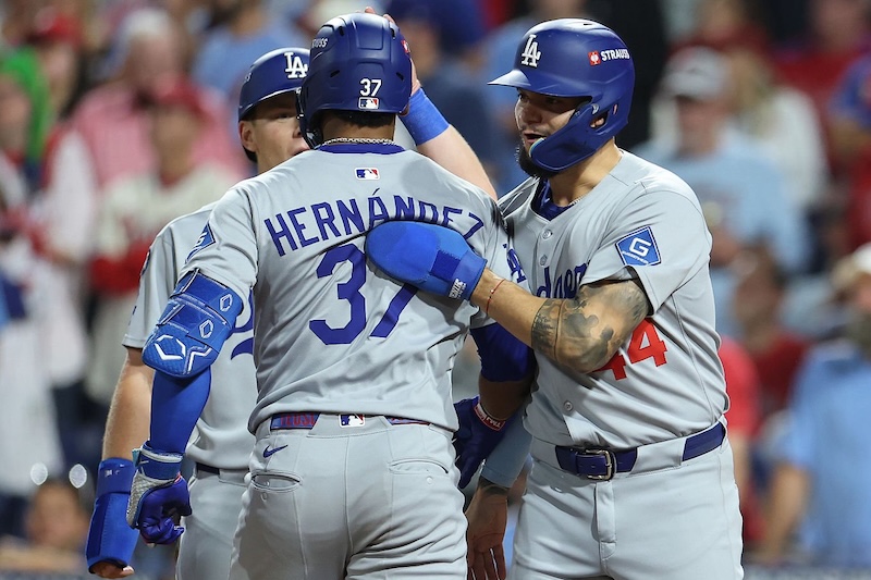 Andy Pages, Matt Strahm comment on possible sign stealing