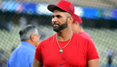 Angels reportedly in contract talks with Albert Pujols to become manager, replacing Ron Washington image