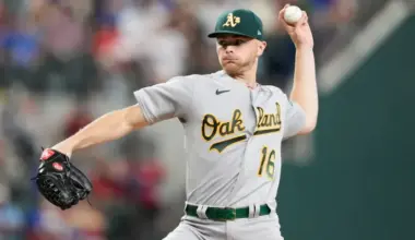 Athletics urged to retain their late-inning southpaw weapon during the offseason  image