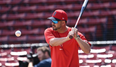 Twins Seek To Interview Ramon Vazquez For Manager