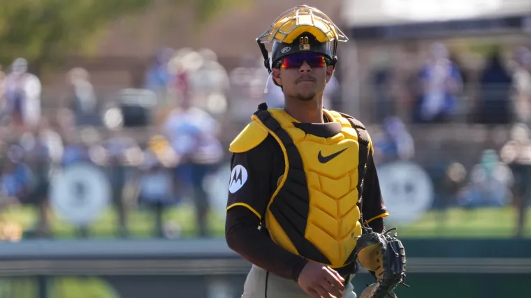 Padres predicted to trade top 100 prospects Ethan Salas, Kruz Schoolcraft for $400 million Cy Young winner image