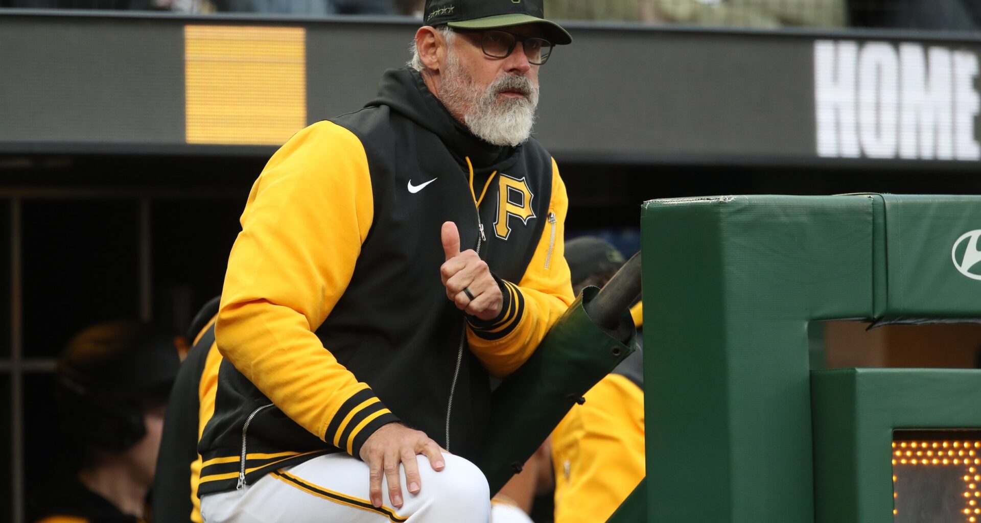 Twins Hire Ex-Pirates Manager as New Skipper