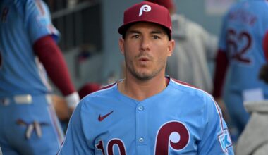J.T. Realmuto refuses to discuss Phillies future, free agency after NLDS loss