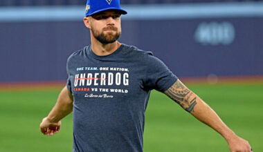 Nathan Lukes Exits ALCS Game 1 Due To Knee Contusion