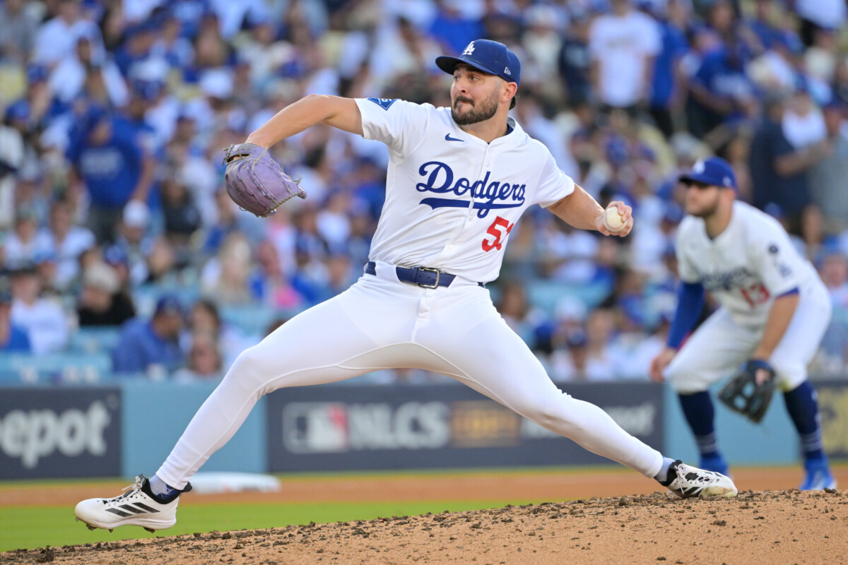 Dodgers Relievers Show Support to Alex Vesia With Heartfelt Tribute