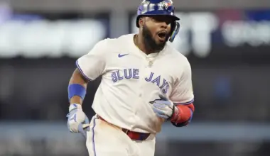 Blue Jays' Vladimir Guerrero Jr. ties Joe Carter, Jose Bautista in legendary Toronto MLB playoff history image