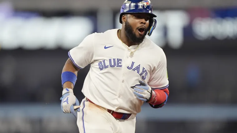 Blue Jays' Vladimir Guerrero Jr. ties Joe Carter, Jose Bautista in legendary Toronto MLB playoff history image