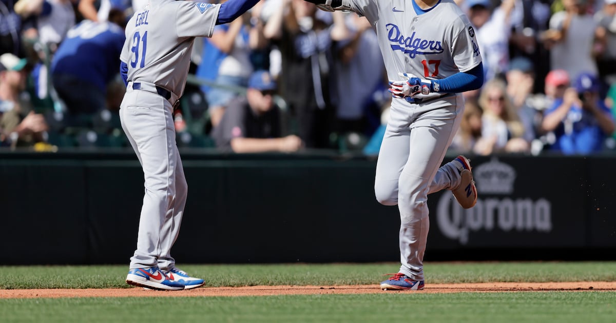 Los Angeles Dodgers host Cincinnati Reds at Dodgers Stadium in Wild Card Series – Annenberg Media