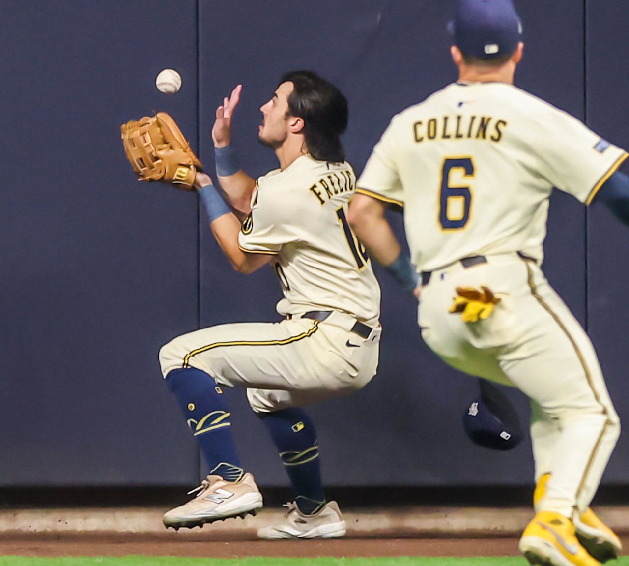 Dodgers Phillies in game four of the NLDS.