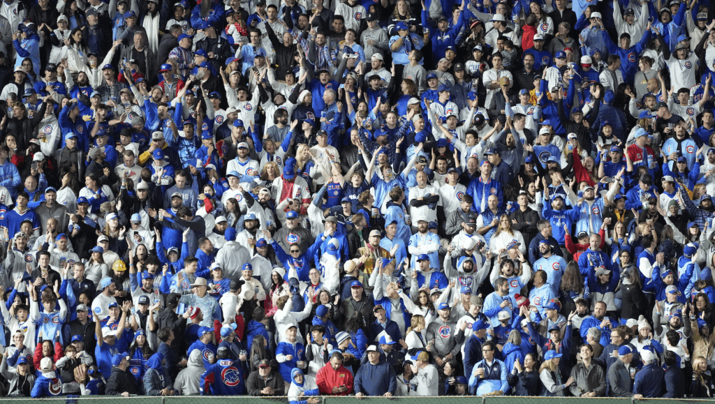 How Wrigley Field crowd made difference in Cubs' NLDS Game 4 win over Brewers