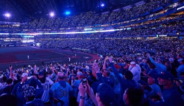 Blue Jays fans, resellers race for World Series tickets