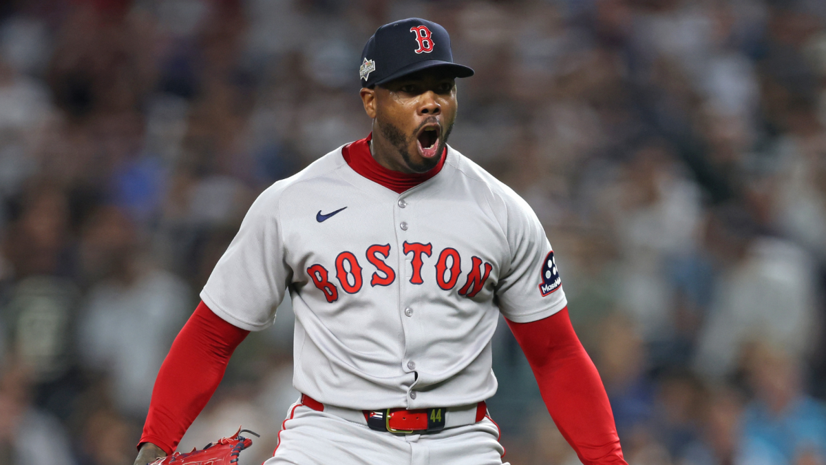 Red Sox closer Aroldis Chapman blasts Yankees, says he would rather retire than play again in the Bronx