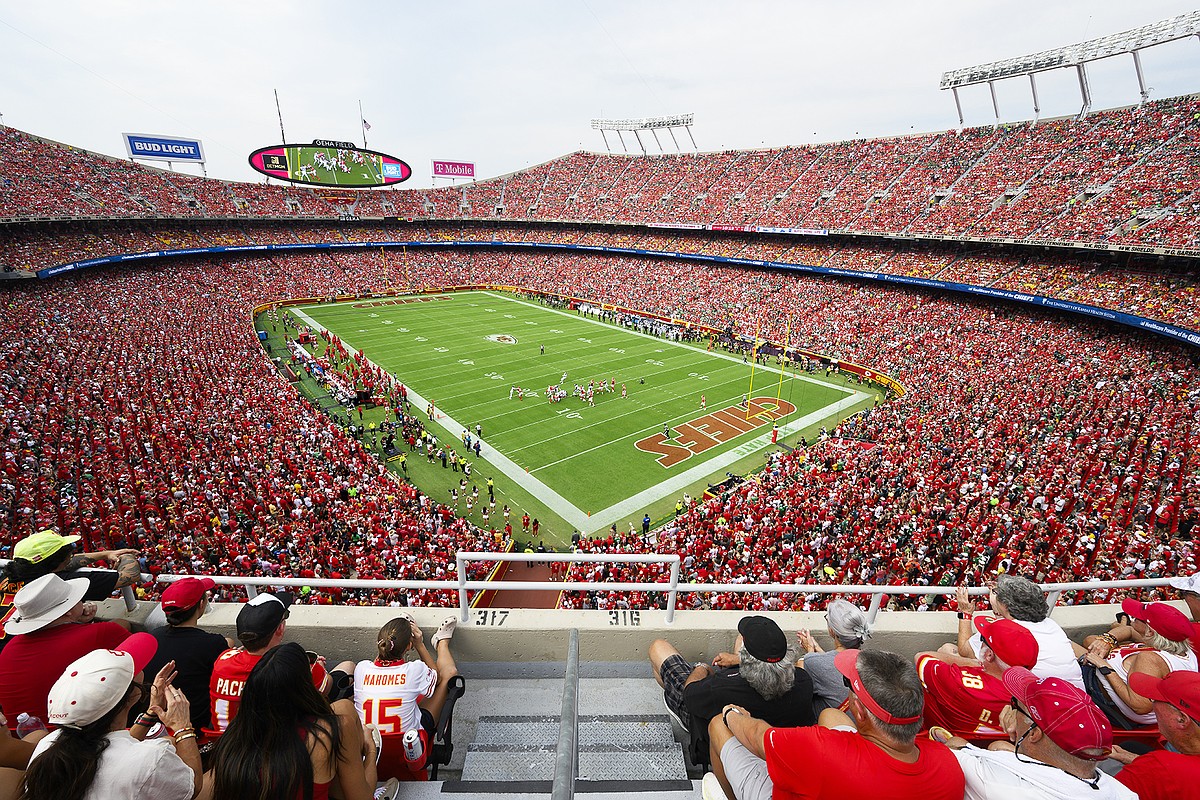 Chiefs continue to weigh massive Arrowhead fix or new domed stadium in Kansas or Missouri