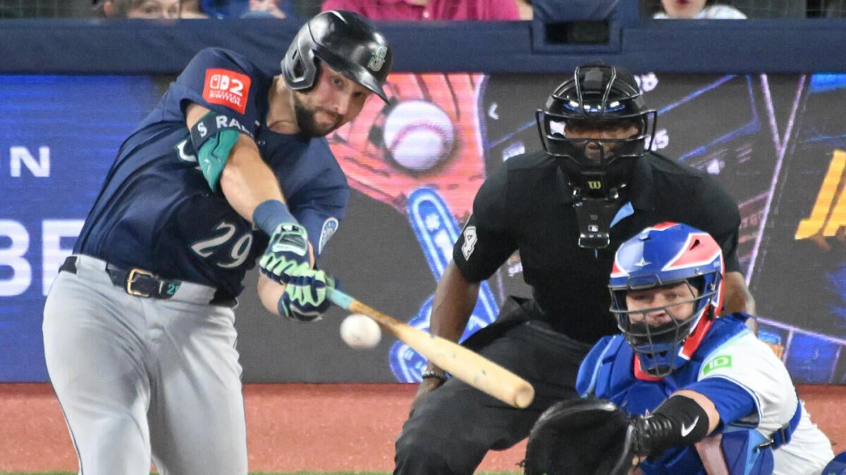 MLB picks: Mariners vs. Blue Jays ALCS Game 1 predictions, props, best bets for Sunday, Oct. 12