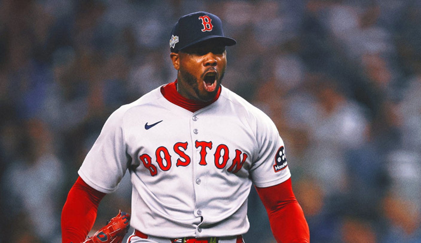Red Sox Star Aroldis Chapman Would Rather 'Retire' Than Play for Yankees Again