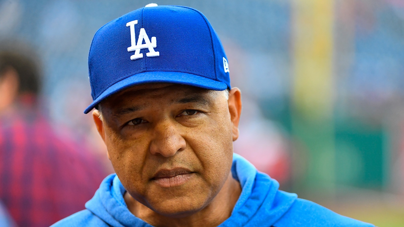 Dave Roberts slammed for his polarizing call in World Series Game 4