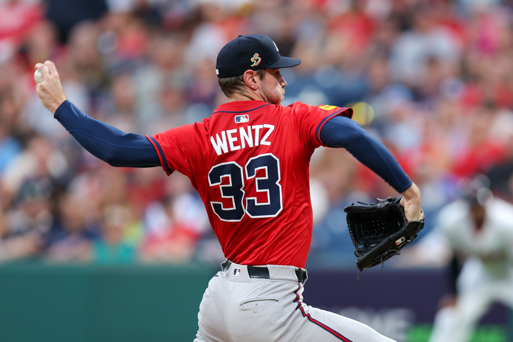 MLB: AUG 16 Braves at Guardians