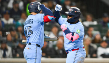 Blue Jays not dead yet, sports world takes stage at Victoria's Secret Fashion Show, and more