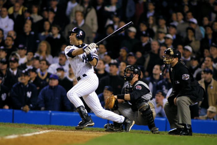 Derek Jeter, New York Yankees, Game 4 (2001)