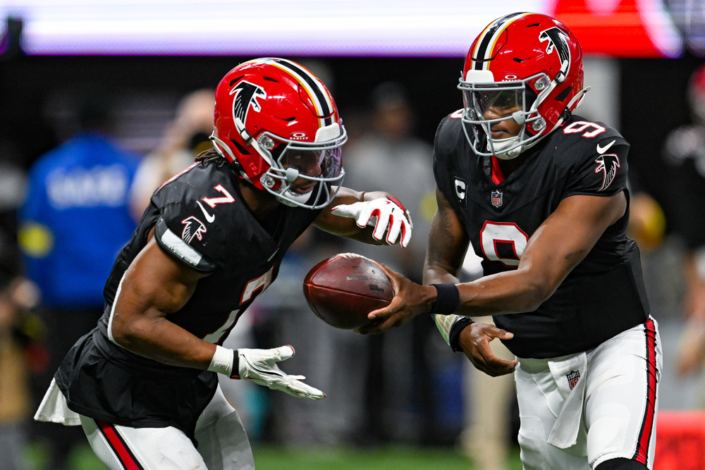 NFL: OCT 13 Bills at Falcons