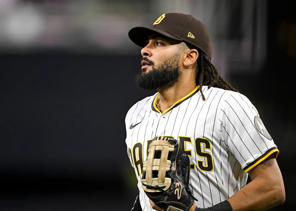 San Diego Padres right fielder Fernando Tatis Jr.© Denis Poroy-Imagn Images