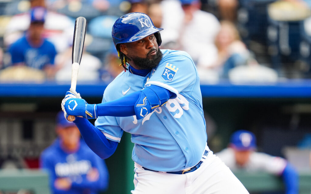 Franmil Reyes Signs Multi-Year Deal With NPB’s Hokkaido Nippon-Ham Fighters