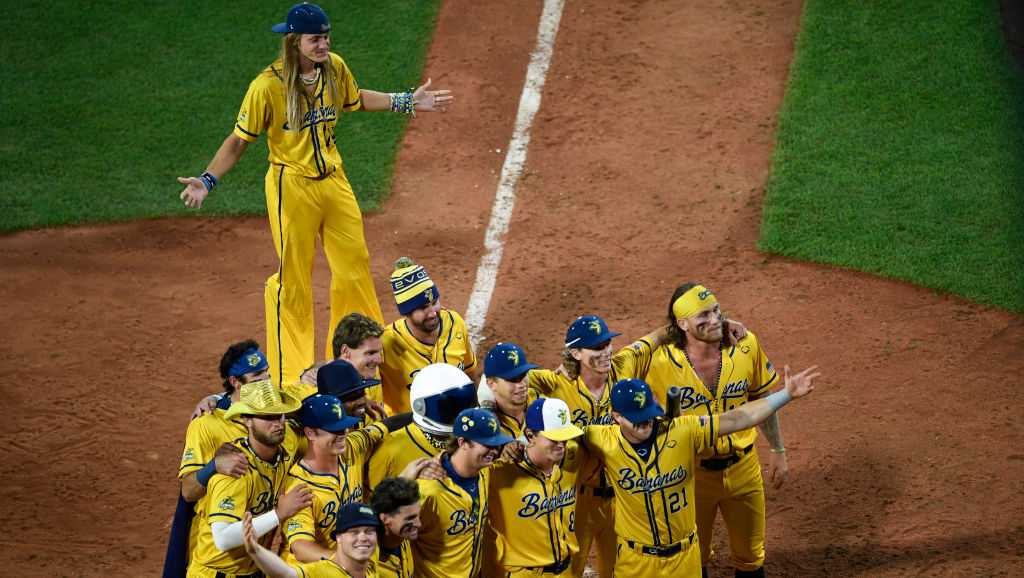 Savannah Bananas coming back to Kansas City in 2026