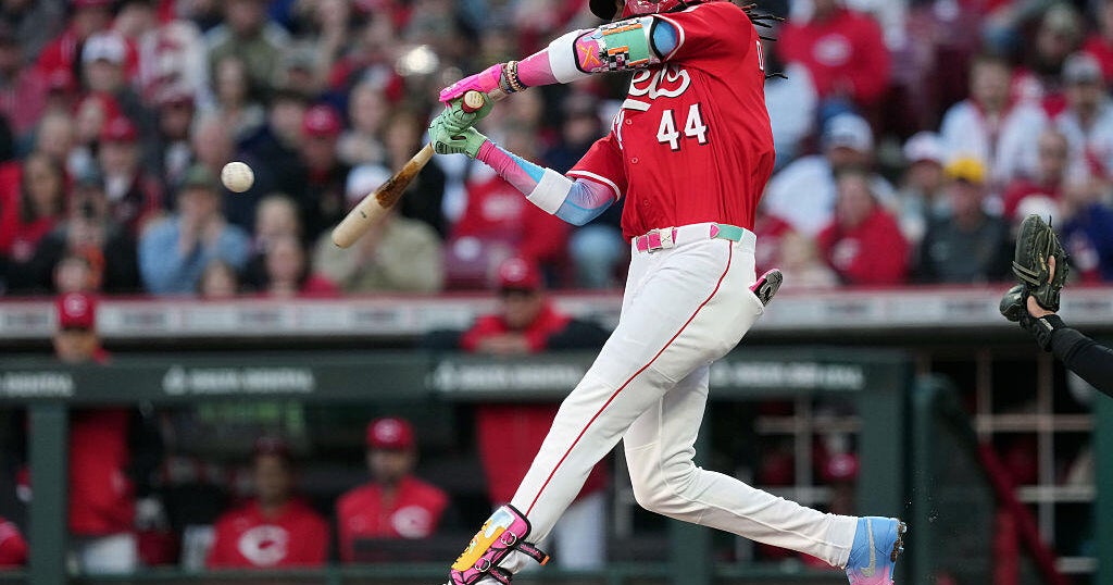 Elly De La Cruz hits a grand slam to power Reds past Pirates 5-2