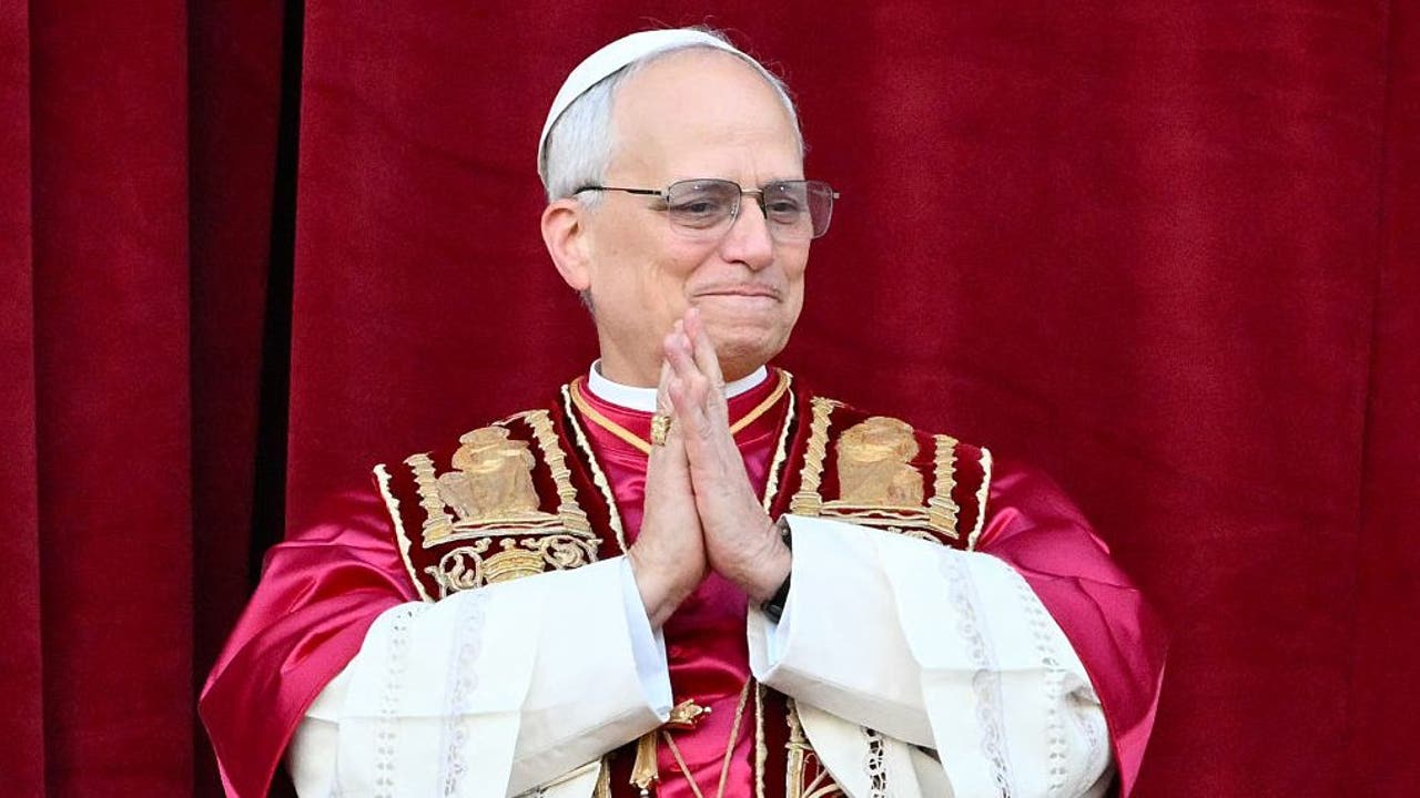 'Han perdido!': White Sox fan Pope Leo XIV takes slight jab at the Chicago Cubs