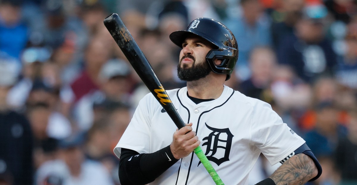 Tigers re-sign catcher Tomás Nido on a minor league deal