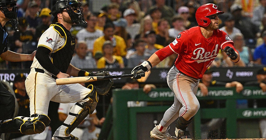 Marte hits 3 doubles and Martinez pitches Reds past Pirates 2-1 to stop 3-game skid