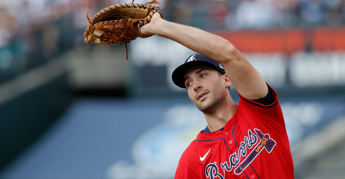 Atlanta Braves News: Gold Glove finalists, DH options, more