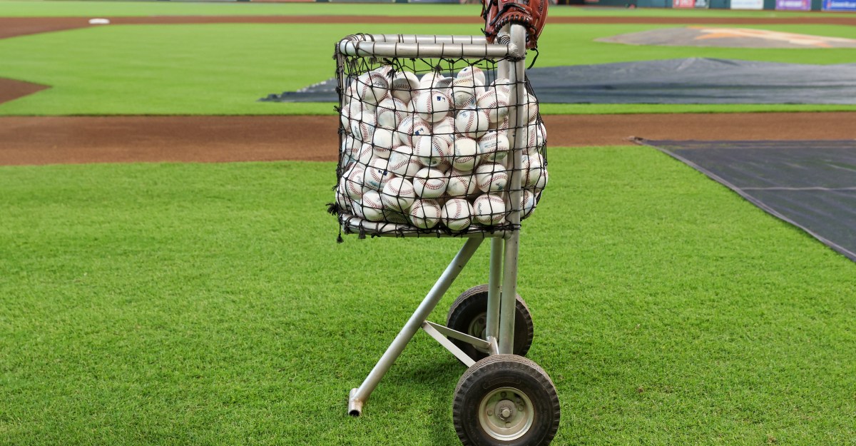 Atlanta Braves News: Paul Davis departs, Banana ball incoming, and more