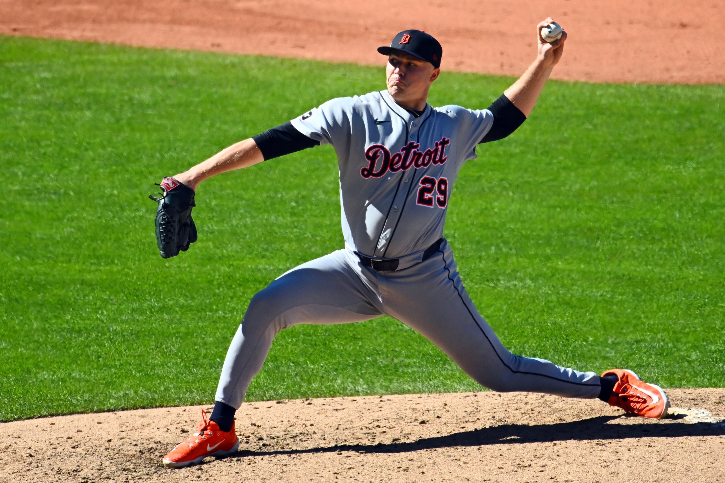 CLEVELAND, OH - SEPTEMBER 30: Tarik Skubal #29 of the Detroit Tigers pitches during Game 1 of the Wild Card Series between the Detroit Tigers and the Cleveland Guardians at Progressive Field on Tuesday, September 30, 2025 in Cleveland, Ohio. (Photo by Ben Jackson/MLB Photos via Getty Images)