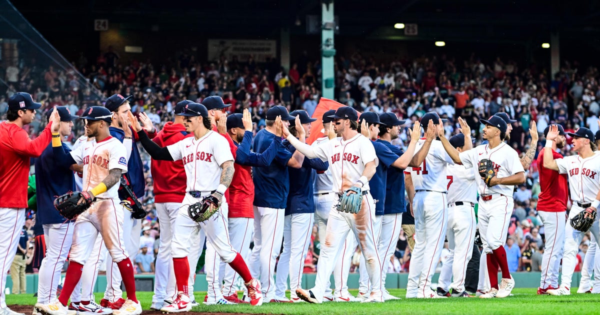 Red Sox beat Tigers 4-3, clinching AL Central title for Guardians