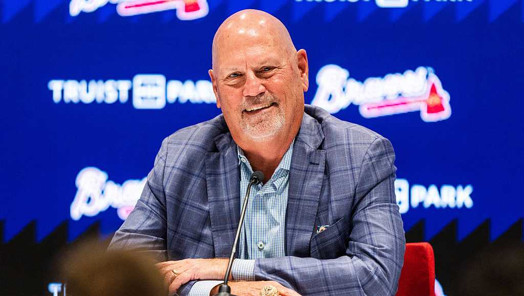 World Series champion Snitker steps down as Braves manager