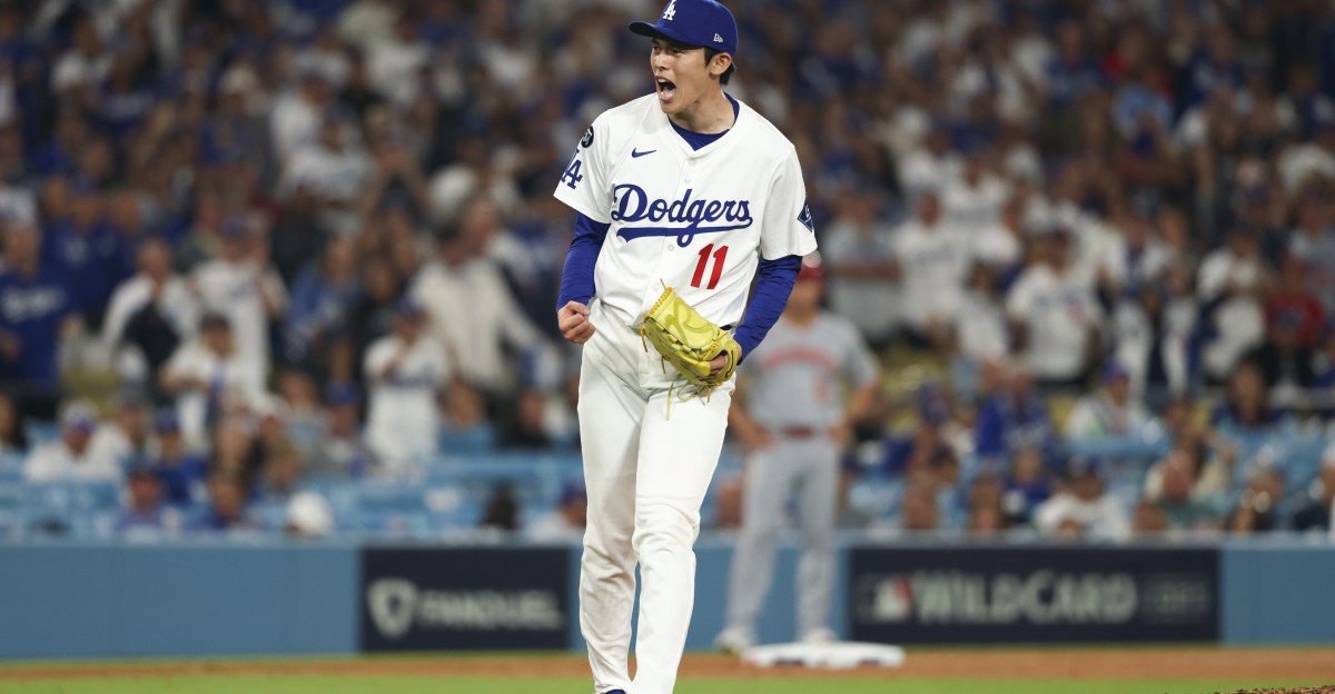 Dodgers links: Roki Sasaki, Kiké Hernández, NLDS vs. Phillies